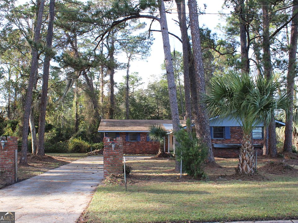 1st image of 200 Satilla Dr