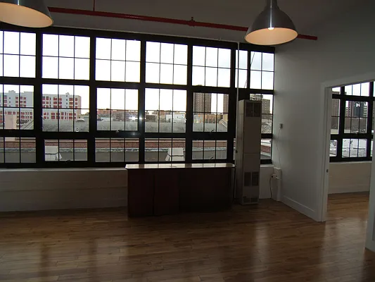 Rented by Joel Weisz, LREB | media 1