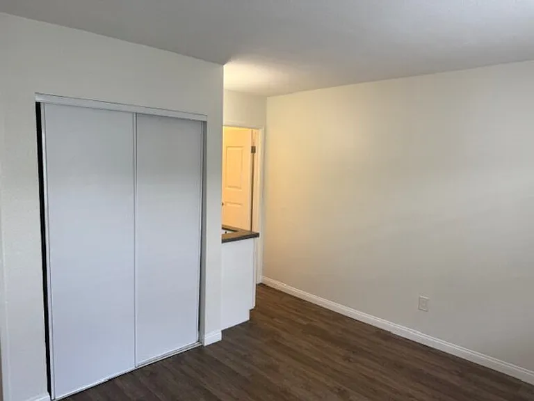 4674 Bancroft St #8 — Photo 10