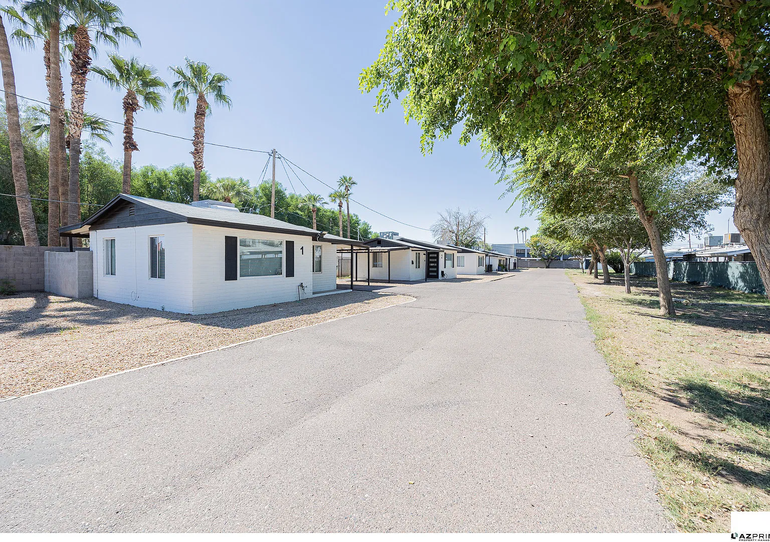 Convenient, Furnished & Pet-Friendly Living in this 1/1 Phoenix Rental! — Photo 3