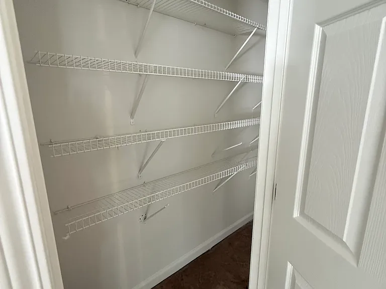 4316 Illinois Ave — Photo 11