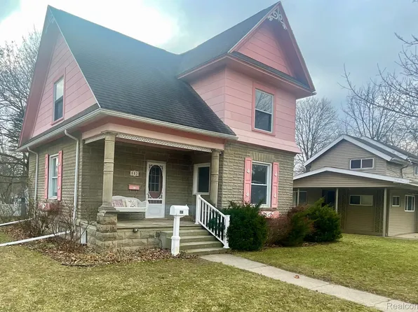 683 W Lincoln St, Caro, MI 48723