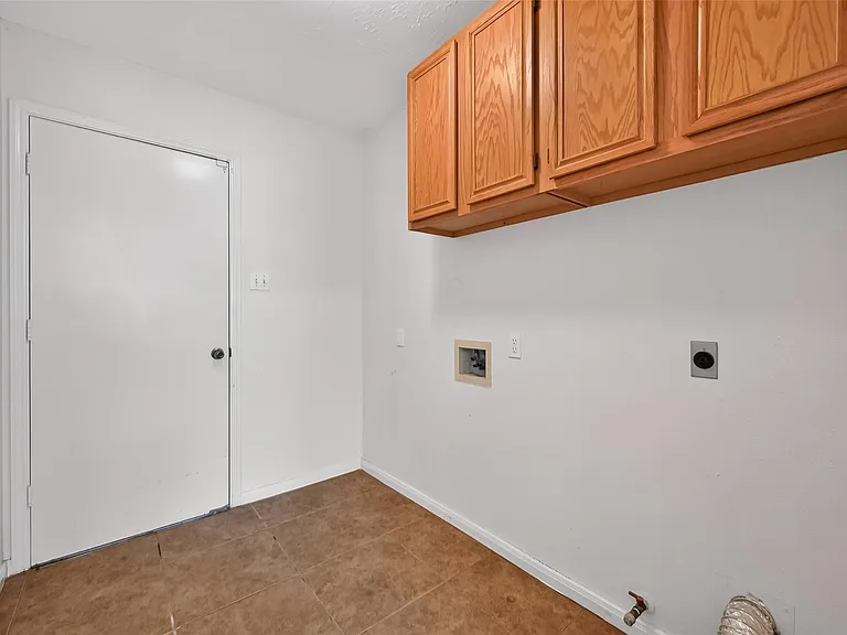 914 W Peach Hollow Cir — Photo 14