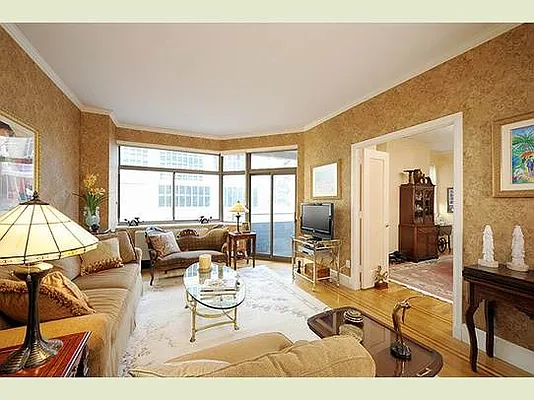 Sold by Stribling | media 4