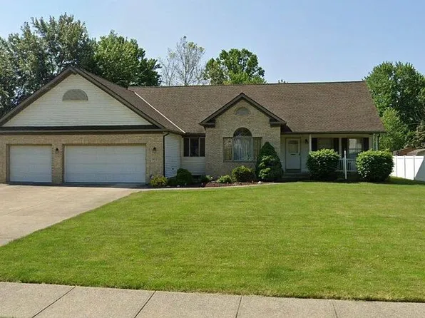 7472 Churchill Sq, Mentor, OH 44060