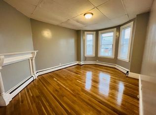 17 Romsey St APT 3, Dorchester, MA 02125