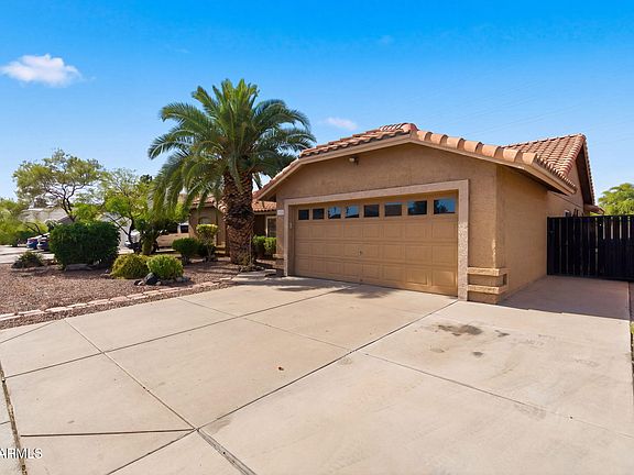 2nd image of 4050 W SAGUARO PARK Lane