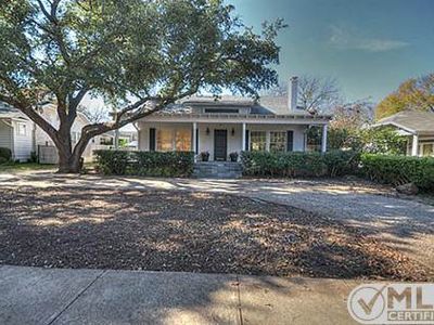 2004 Hillcrest St, Fort Worth, TX, 76107