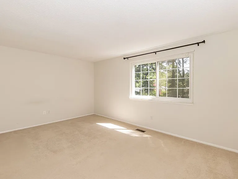 110 Smokehouse Ln — Photo 24