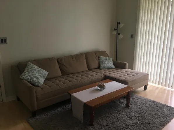 1600 Long Grove Dr, Mount Pleasant, SC