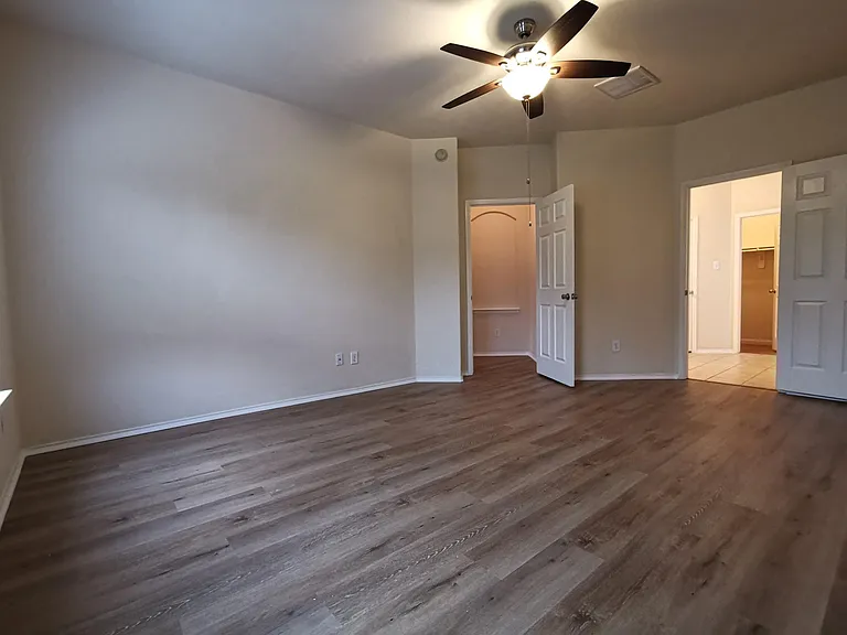 2722 Harte Ct — Photo 24