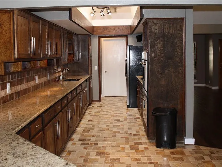 309 Juniper Dr — Photo 18