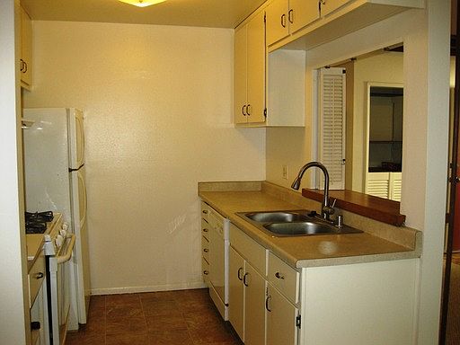 5th image of 5011 Stoney Creek Rd Unit 425