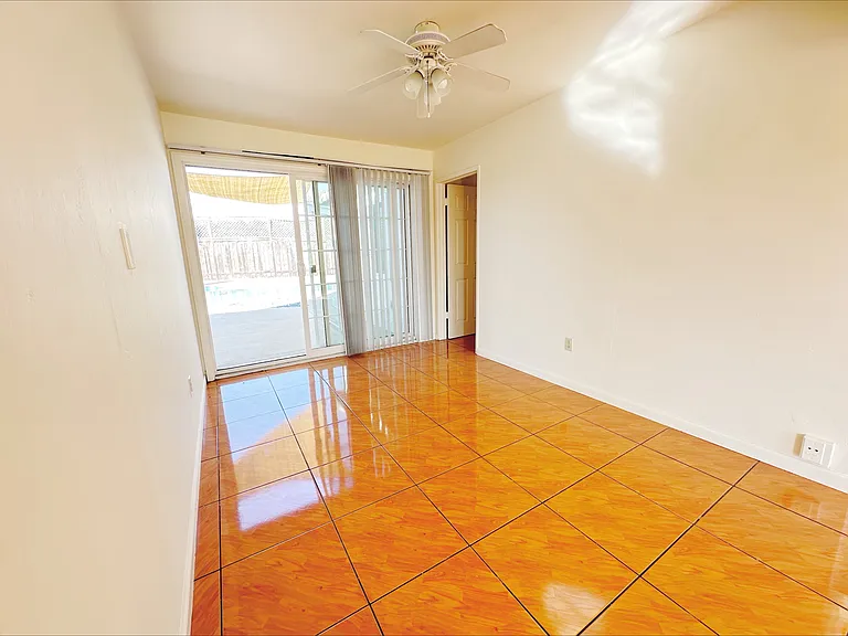 4650 Mount Longs Dr — Photo 13