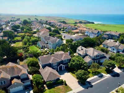 58 Spyglass Ct, Half Moon Bay, CA, 94019