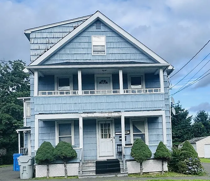 143 Lake Ave — Photo 1