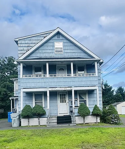 143 Lake Ave Photo 1
