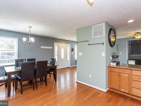 3rd image of 7861 Mayford Ave