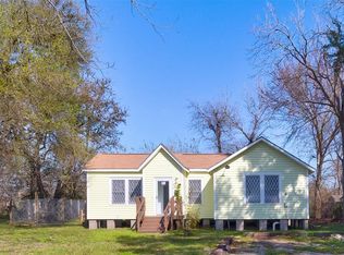2322 1st Ave N, Texas City, TX 77590