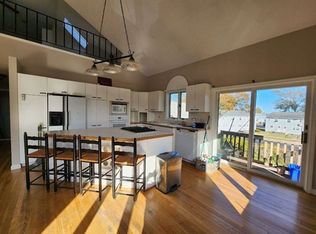 194 Rockdale Ave #2L, New Bedford, MA 02740