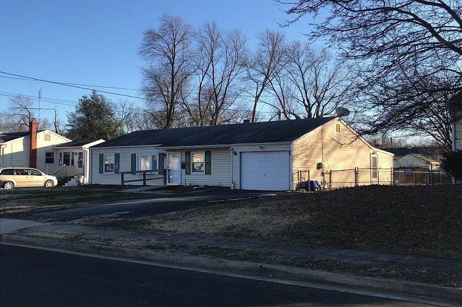 2nd image of 14119 Randall Dr