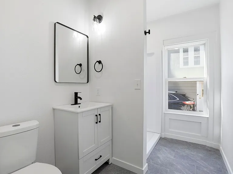 840 Jackson St — Photo 19