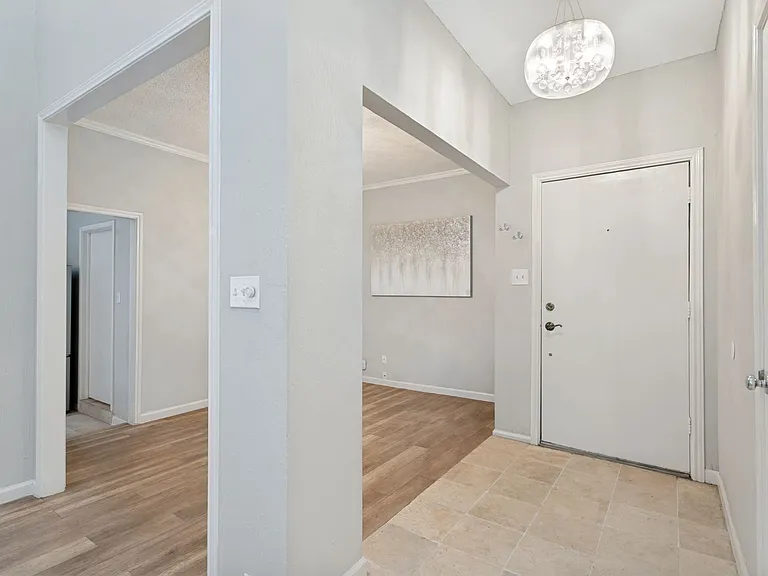 8510 Watchtower St — Photo 3