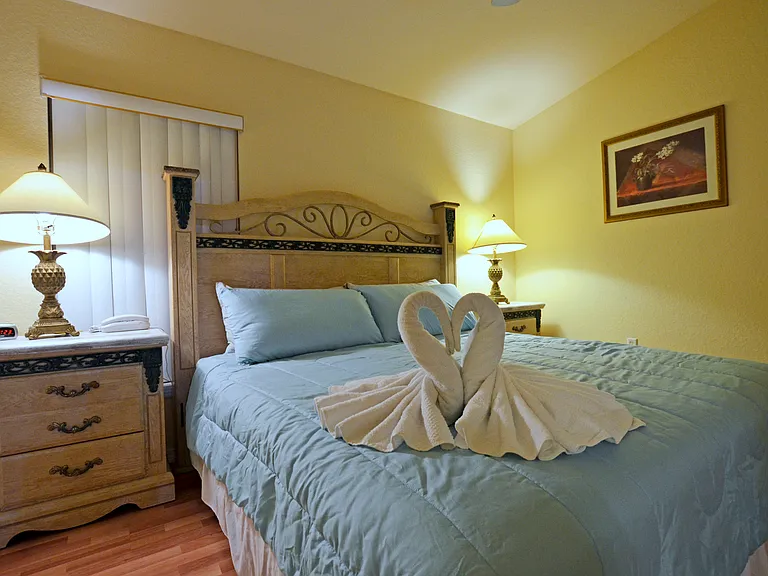 1328 Zureiq Ct — Photo 14