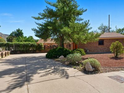 4013 Glen Canyon Ct NE, Albuquerque, NM, 87111