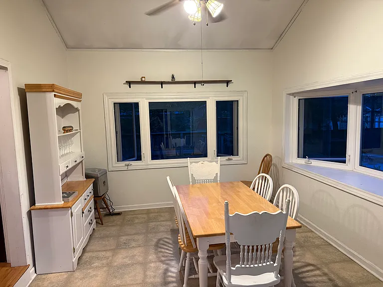 7111 Taylor Ave — Photo 5