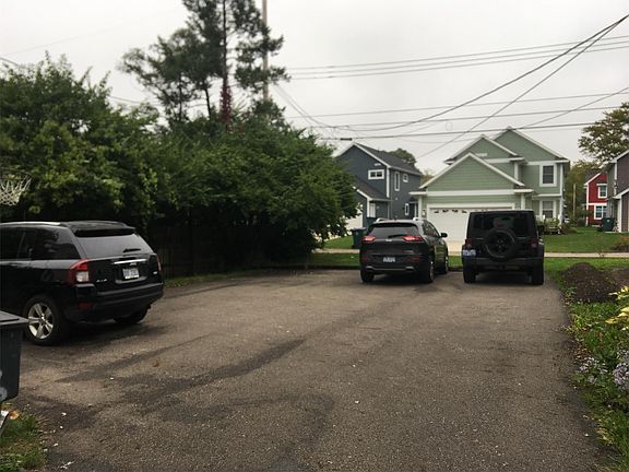 4th image of 606 Spartan Ave