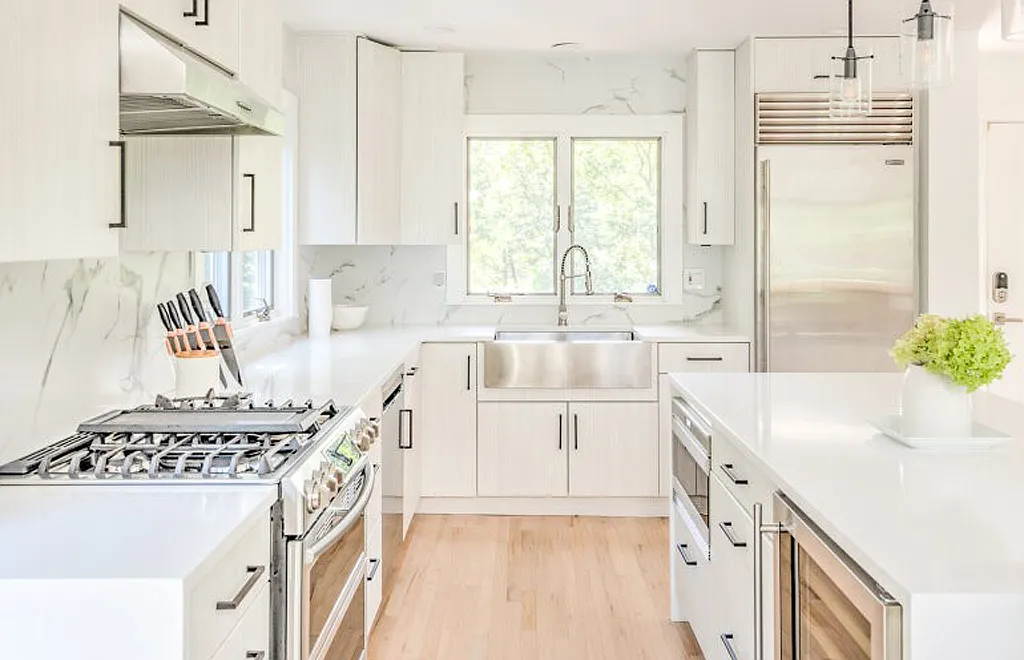 Clean and Crispy | Renovated Wooded Oasis — Photo 2