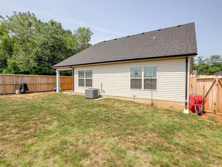 715 Jodine Ann Dr — Photo 68
