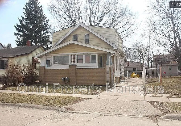 7568 Hudson Ave #2 — Photo 2