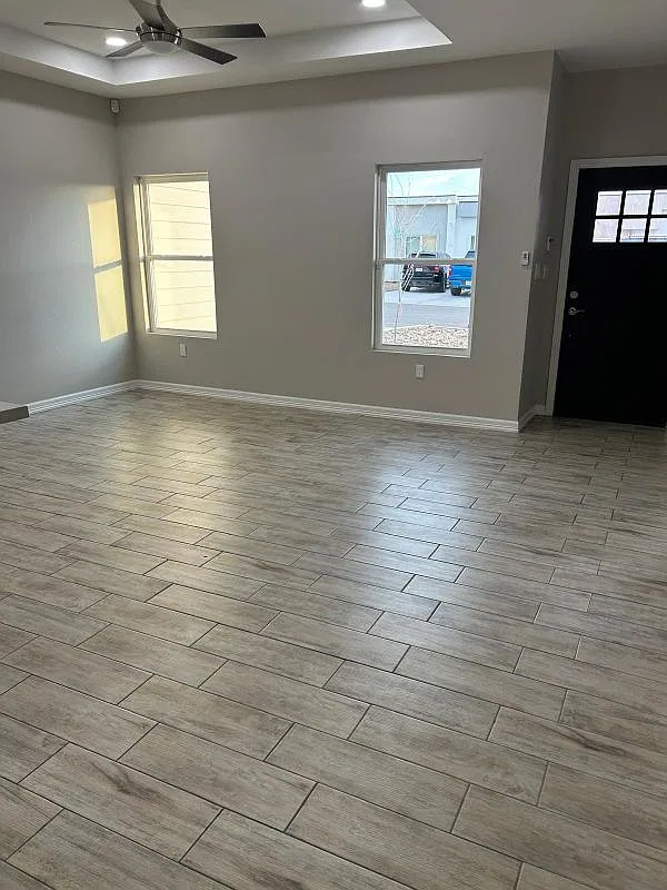 3 bed, 2.0 bath, 1224 sqft, $1,300 — Photo 4