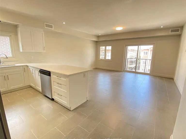 233 Watson Ave #305 — Photo 21