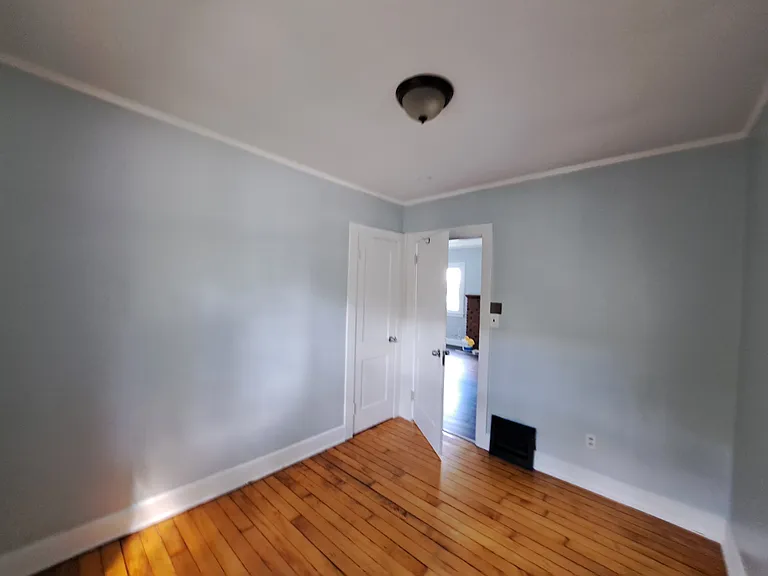 200 Park Ave #1 — Photo 17