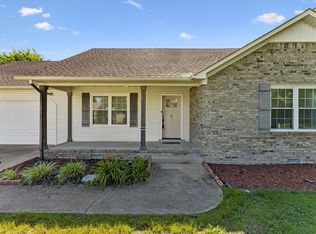 16 Delana Ave, Lawrenceburg, TN 38464