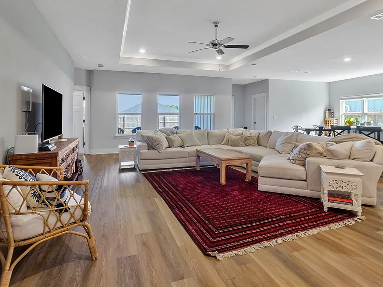 6352 Forest Bay Ave — Photo 7