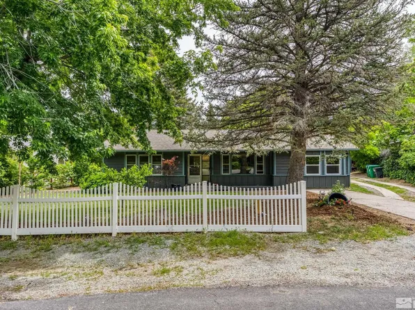1820 Daniel Webster Dr, Reno, NV 89509