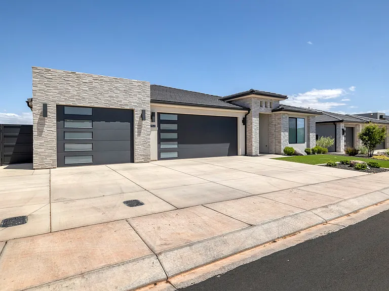 2762 Whirlaway Trl — Photo 3