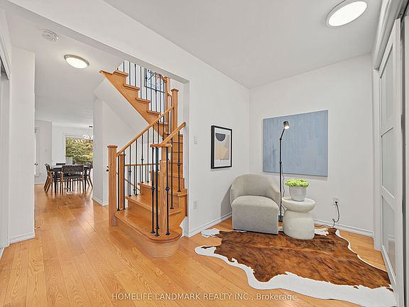 3rd image of 40 Silver Linden Dr