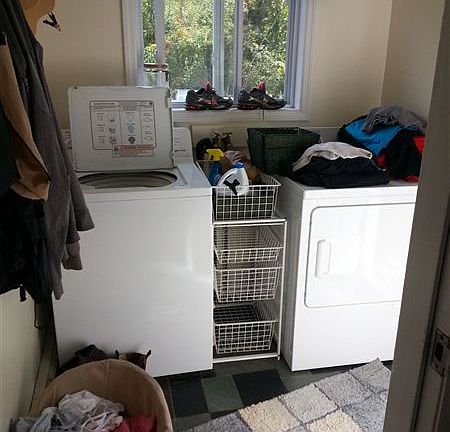 washer and dryer not included ( hookups )