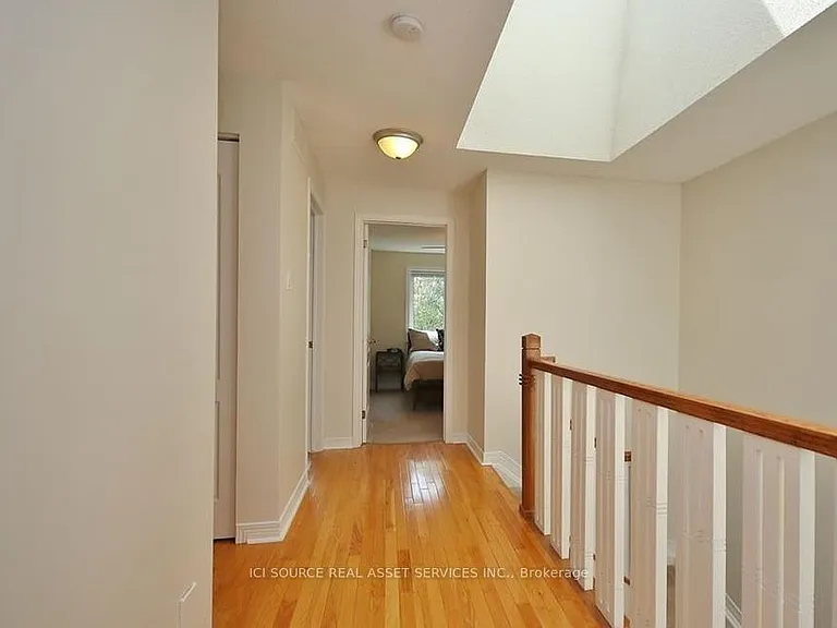109 Dalecroft Cres — Photo 17
