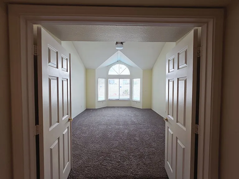 2920 Setting Sun St — Photo 22