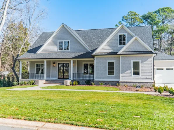 3319 Gresham Pl, Charlotte, NC 28211