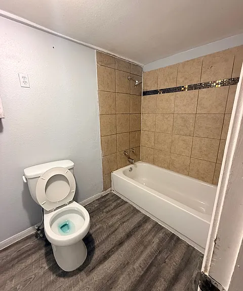 9106 Bertwood St #D — Photo 9