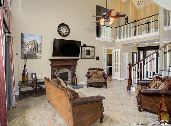 4th image of 9423 Sand Rock Ln