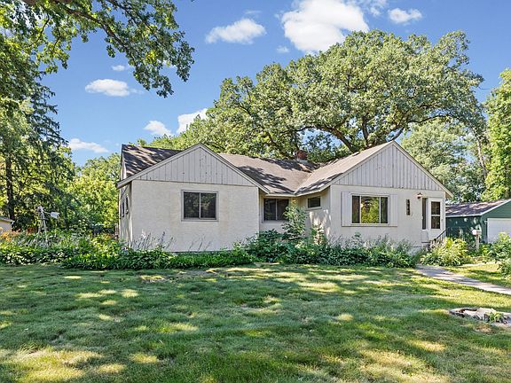 3rd image of 5647 Wood Ln