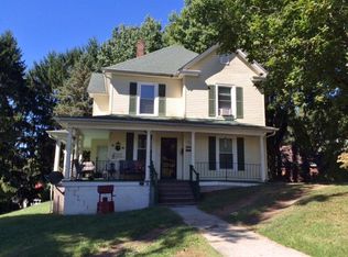 102 Jefferson St, Bluefield, VA 24605